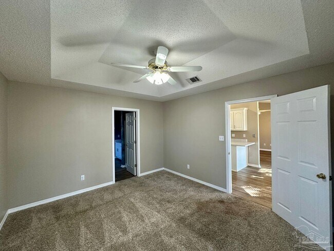 Building Photo - 3621 Pebble Ln
