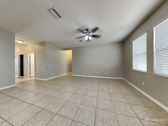 Building Photo - 11011 Belle Haven Dr