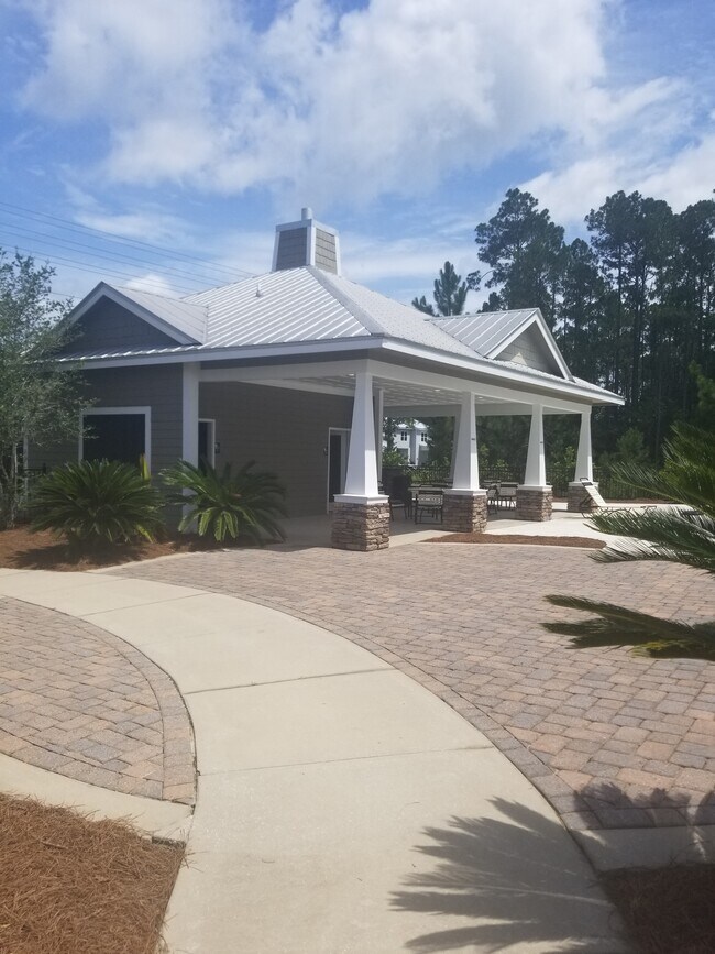 Building Photo - 271 N Sand Palm Rd