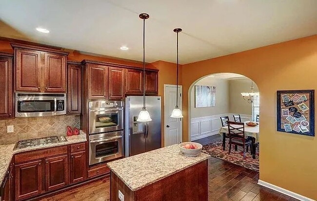 Building Photo - "Spacious 4-Bed Oasis with 2.5 Baths in Charming Simpsonville – 2400 Sq Ft of Comfort Awaits!"
