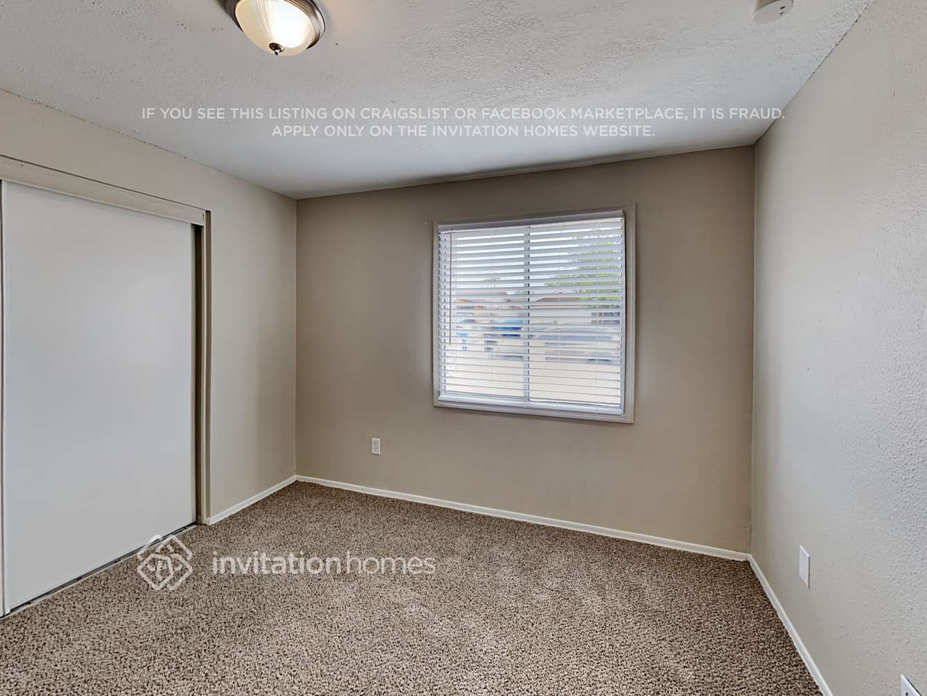 Building Photo - 4102 N 71st Ln