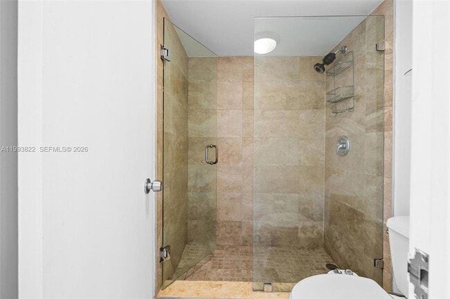 Building Photo - 500 Bayview Dr