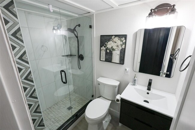 Building Photo - 440 S Gulfview Blvd