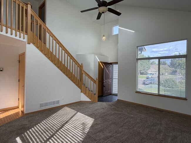 Building Photo - 625 Brewer Dr