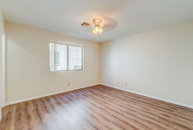 Building Photo - Status: Accepting Applications
