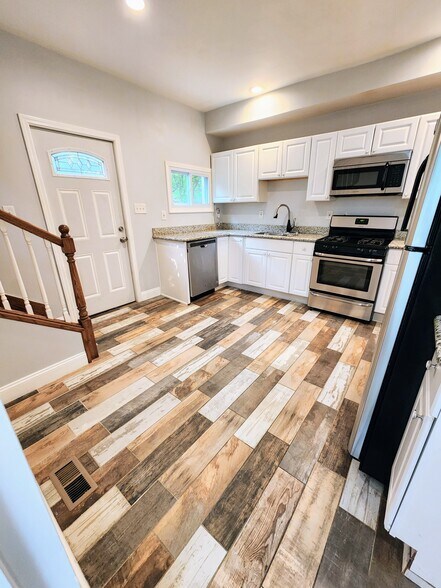 Building Photo - 904 Sewickley Heights Dr