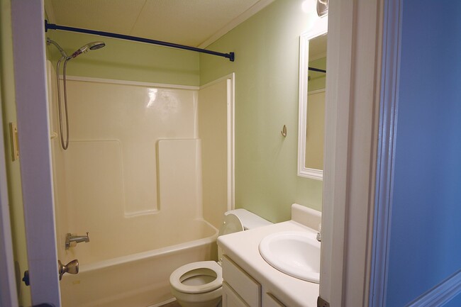 Building Photo - 106 Fishtail Ct