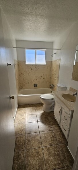 Building Photo - 9831 S Darin Dr