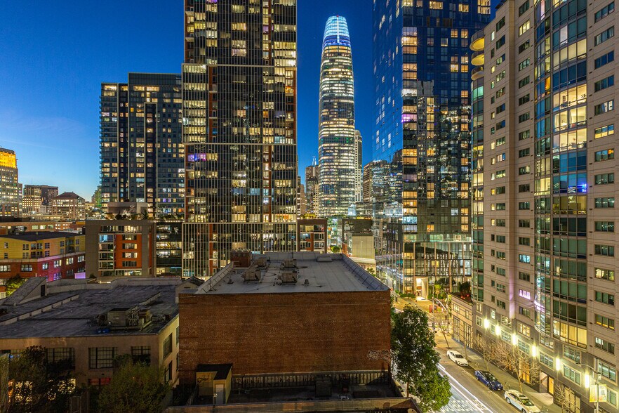 Building Photo - 346 1st St