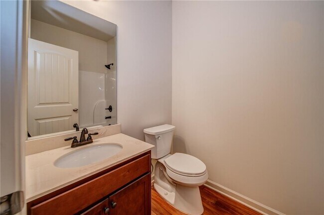 Building Photo - 129 Stonewood Creek Ct