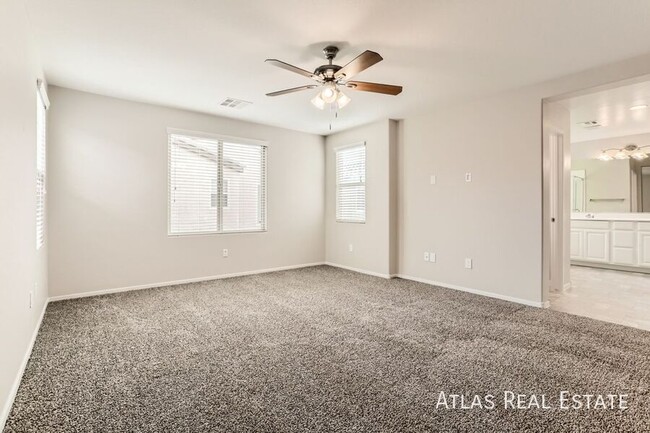 Building Photo - Beautiful Home with A Spacious Floorplan!