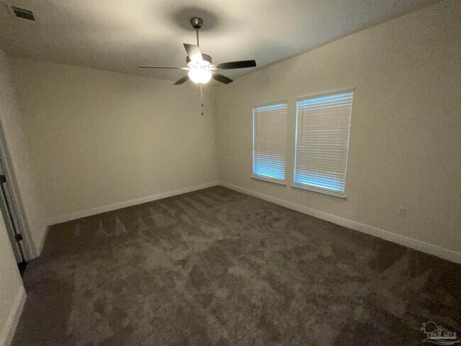 Building Photo - 5065 Peach Dr