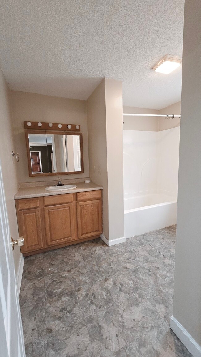 Building Photo - 43 Corley Ave
