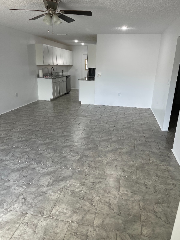 Building Photo - 292 Winter Ridge Blvd