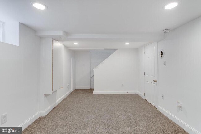 Building Photo - 24 Admiral Blvd