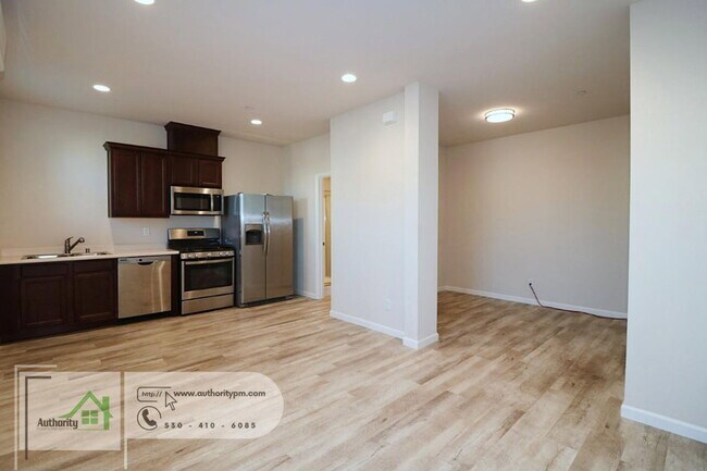 Building Photo - 838 Mission De Oro Dr