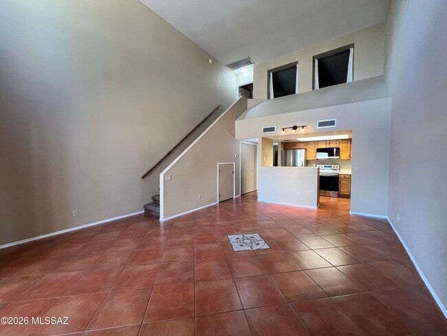 Building Photo - 10117 E Arizmo St