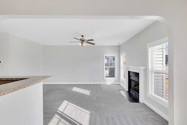 Building Photo - Beautiful home in a great neighborhood!