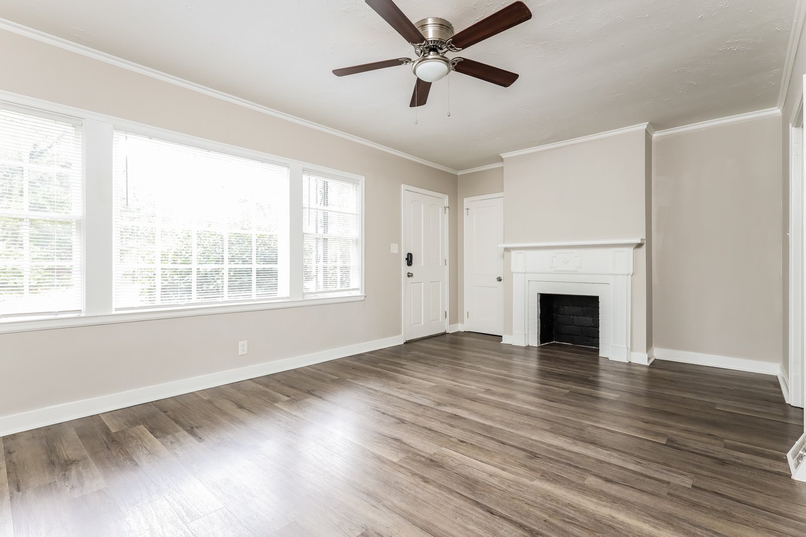 Building Photo - 724 Coolidge Ave