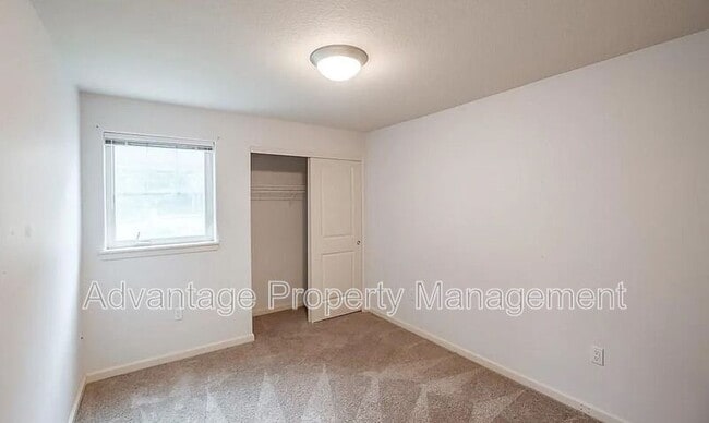 Building Photo - 6298 SW Grand Oaks Dr