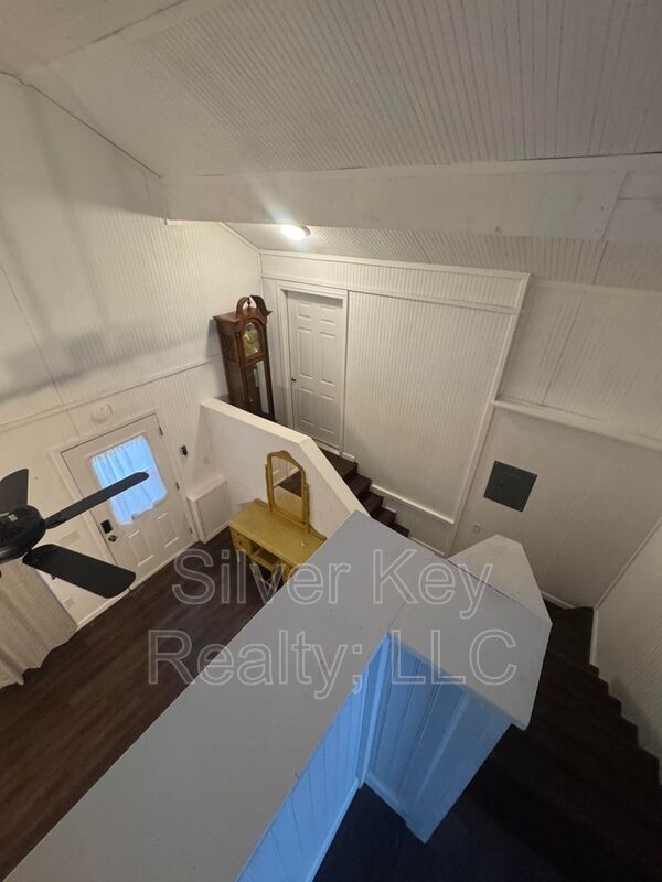 Building Photo - 200 Co Rd 439