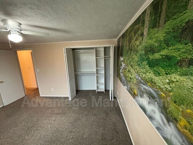 Building Photo - 817 N 470 E