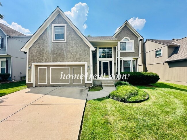 Building Photo - Blue Valley Schools, Walking Distance to Elementary School and Neighborhood Pool!