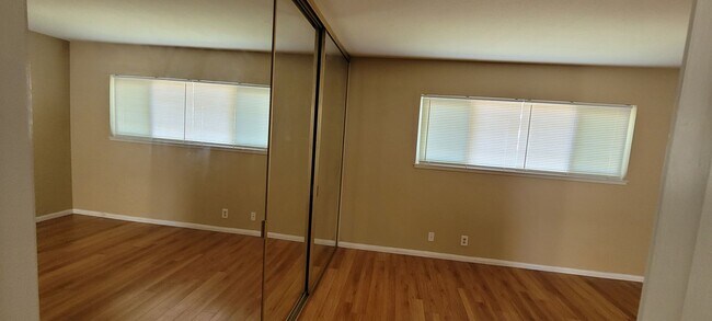 Building Photo - 1017 Quiet Creek Ln
