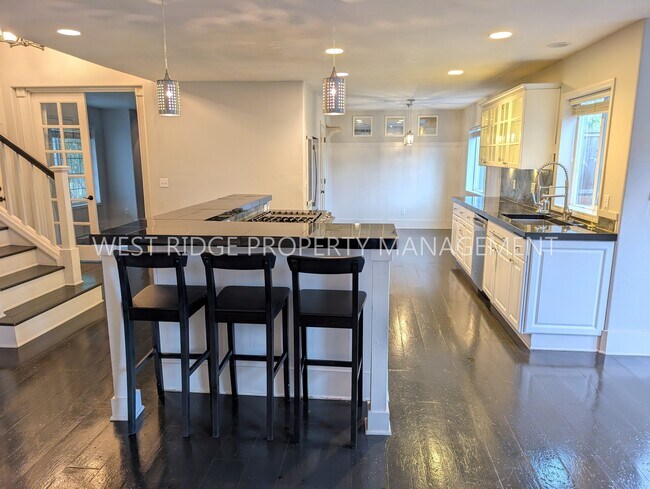 Building Photo - 6154 NW Sickle Terrace