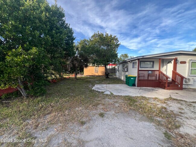 Building Photo - 1616 Terrace St