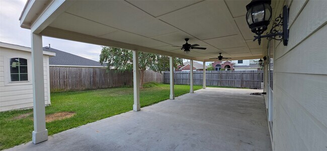 Building Photo - 5210 Nautilus Ln