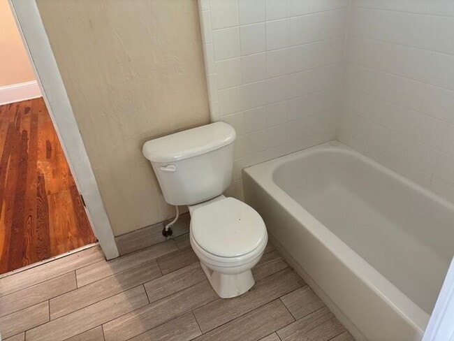 Building Photo - Historic Home in Historic Sought after New...