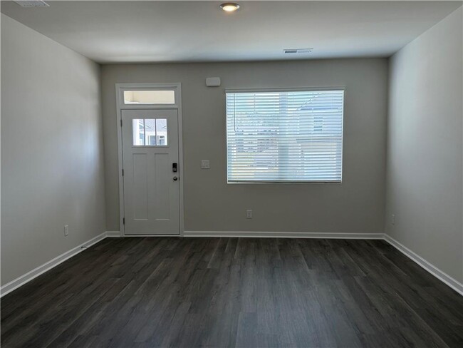 Building Photo - 79 Holland Cv