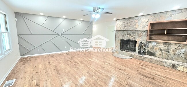 Building Photo - 10500 Rivertown Rd