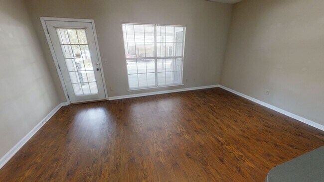 Building Photo - Princeton 1081-1083