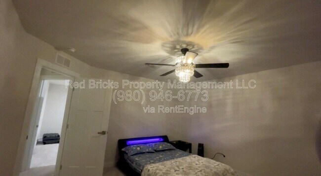 Building Photo - 10188 Harvest Gold Dr