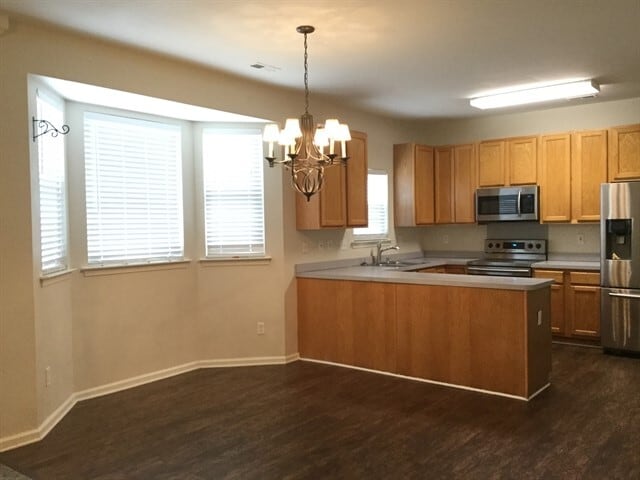 Building Photo - 154 Elrosa Rd