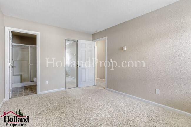 Building Photo - Comfort & Convenience at Murrayhill Woods – 2 Bed, 2 Bath with Fireplace & Private Deck