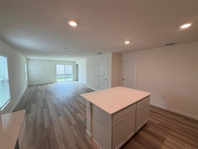 Building Photo - 7804 SW 46th Ct