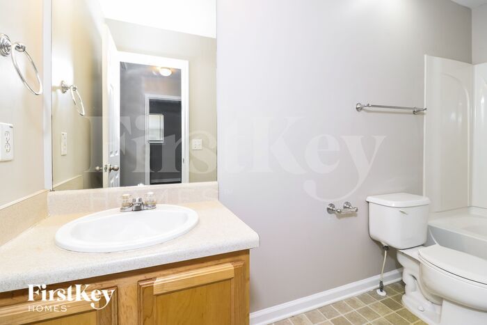Building Photo - 6211 Sparkling Cove Ln