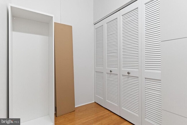 Building Photo - 1352 South St