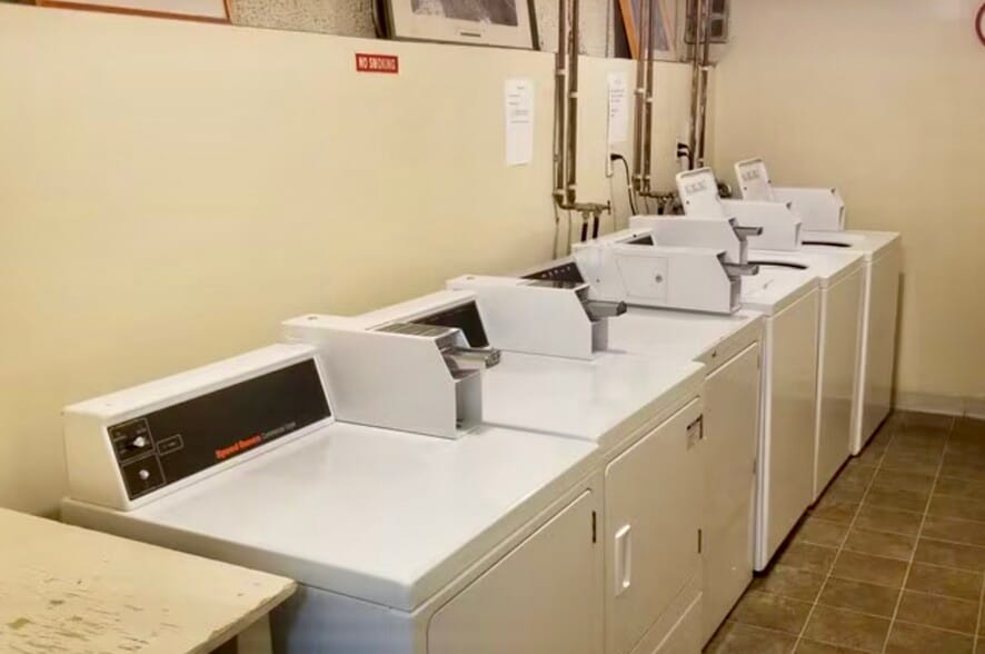 Building Photo - 3717 Bagley Ave