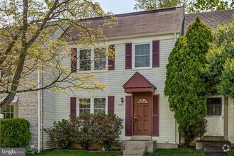 Building Photo - 3025 Ellenwood Dr