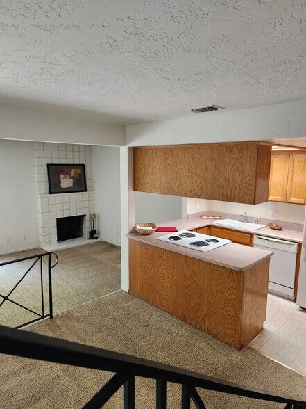 Building Photo - 6033 Leafwood Dr