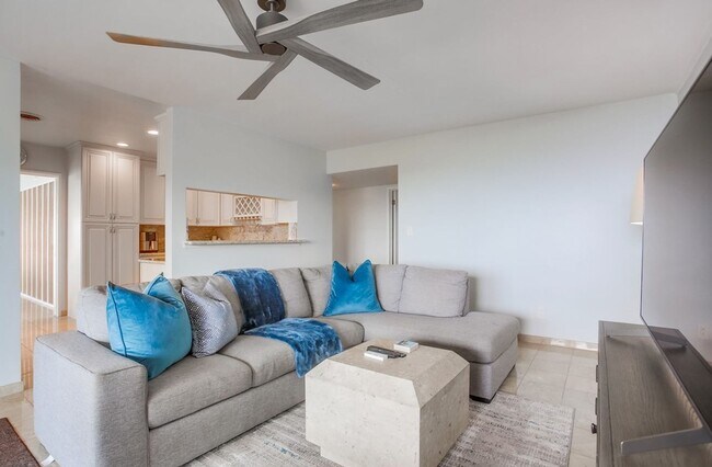 Building Photo - Modern Ocean View Home in La Jolla 4 Bed, 3 Bath