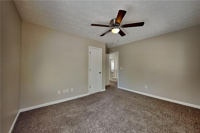 Building Photo - 2020 Hunters Trail Dr