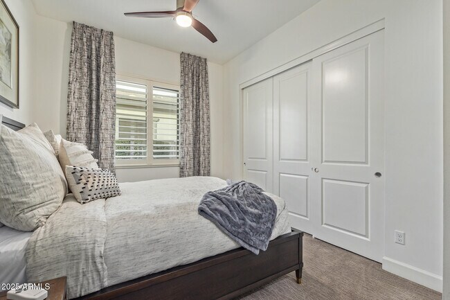 Building Photo - 4601 S Pinaleno Dr
