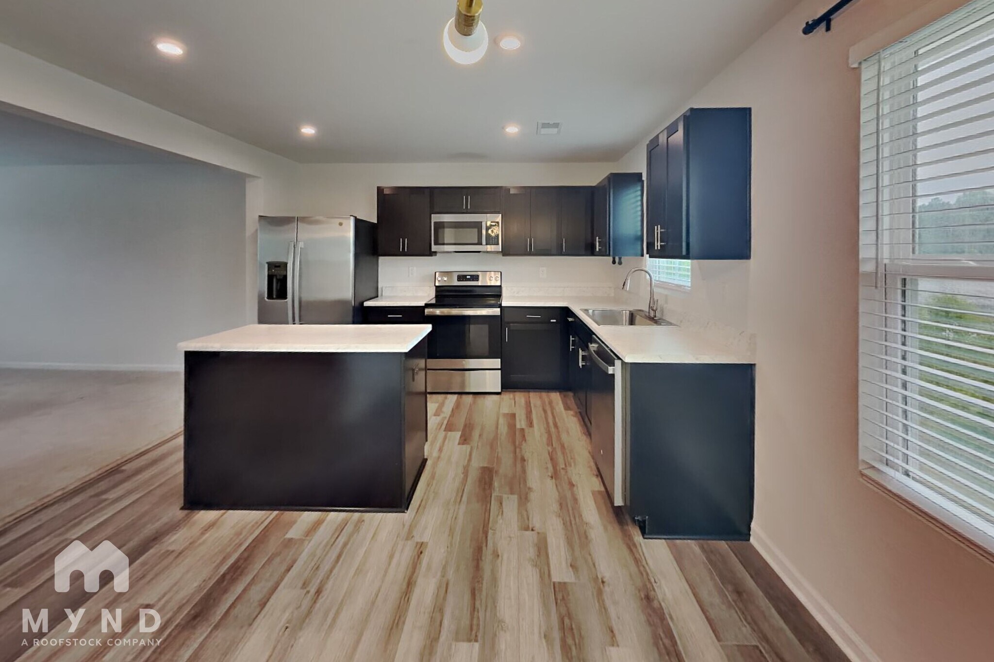 Building Photo - 2409 Fathom Wy