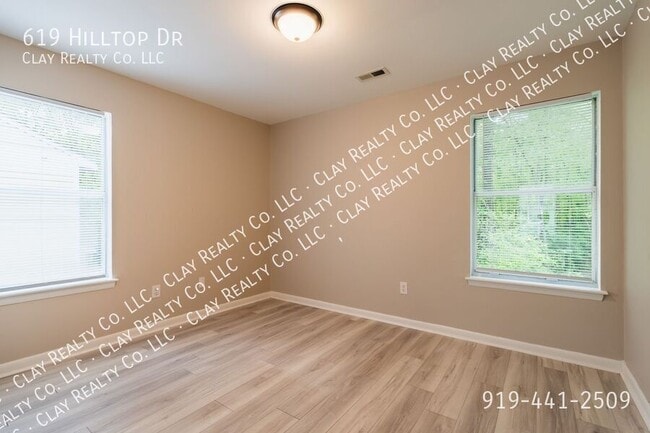 Building Photo - 619 Hilltop Dr