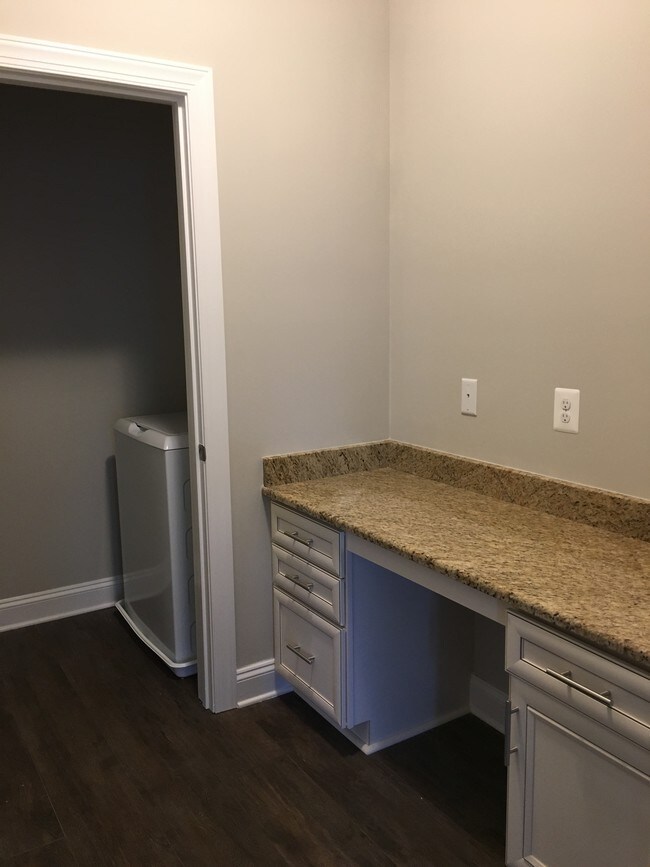 Hiatt Run Apartments 175 Fenway Cir Winchester VA 22603 Apartment